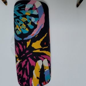 Vera Bradley eyeglass case clam shell style.